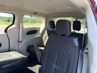 2017 Chrysler Pacifica Touring Plus