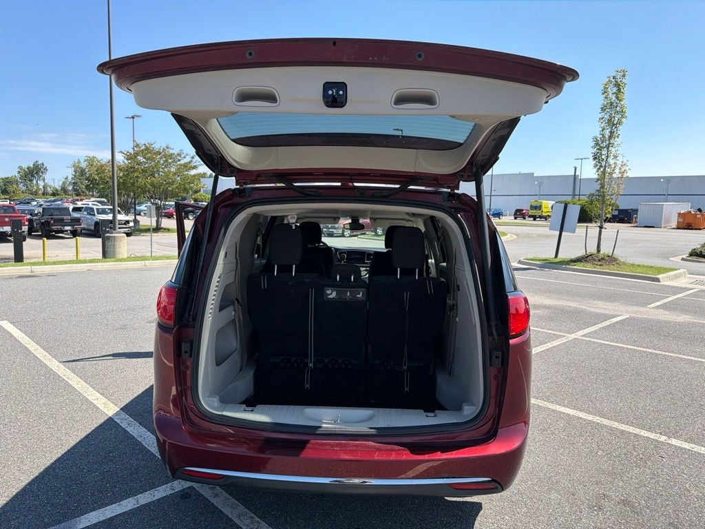 2017 Chrysler Pacifica Touring Plus