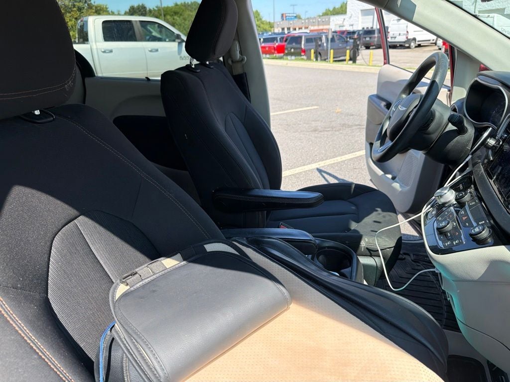 2017 Chrysler Pacifica Touring Plus