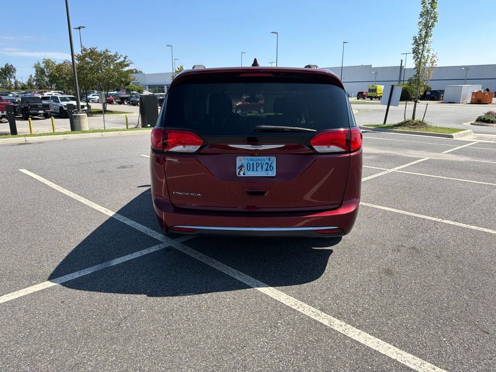 2017 Chrysler Pacifica Touring Plus
