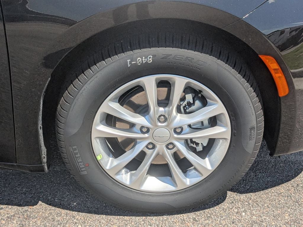 2027 Chrysler Pacifica PACIFICA SELECT