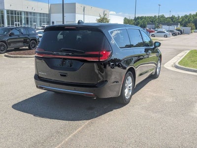 2027 Chrysler Pacifica PACIFICA SELECT