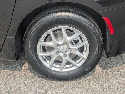 2027 Chrysler Pacifica PACIFICA SELECT