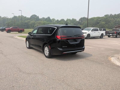 2027 Chrysler Pacifica PACIFICA SELECT