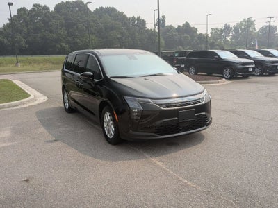 2027 Chrysler Pacifica PACIFICA SELECT