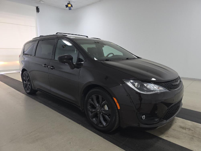 2019 Chrysler Pacifica Touring L Plus