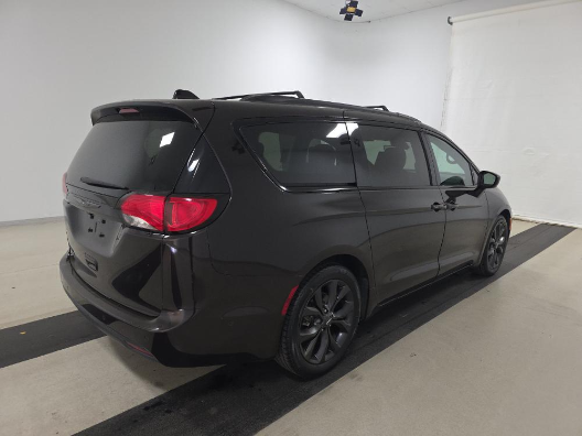 2019 Chrysler Pacifica Touring L Plus