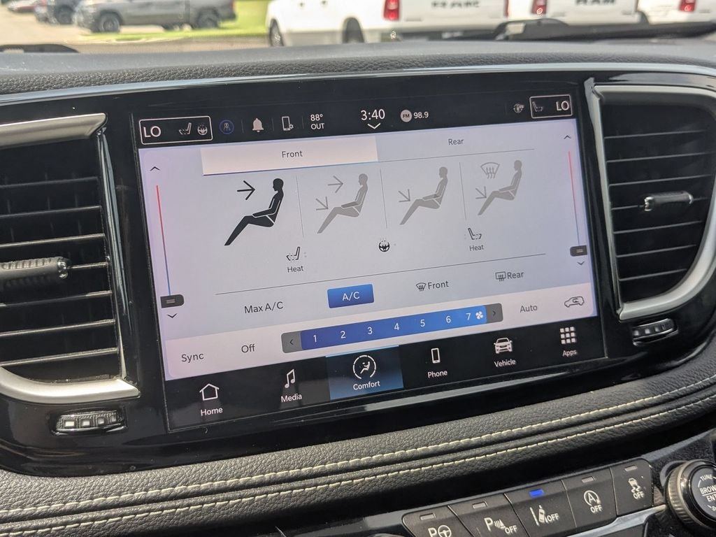 2023 Chrysler Pacifica Touring L AWD