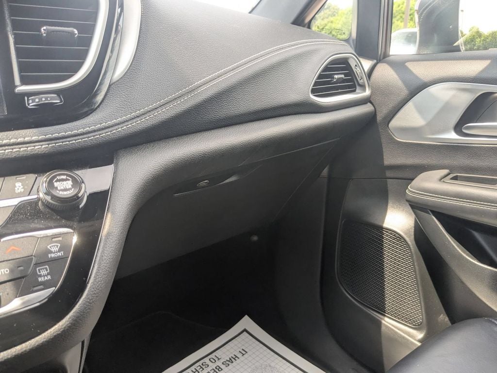 2023 Chrysler Pacifica Touring L AWD
