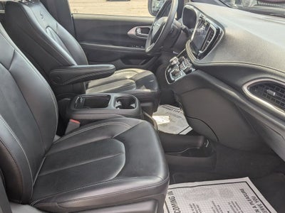 2023 Chrysler Pacifica Touring L AWD