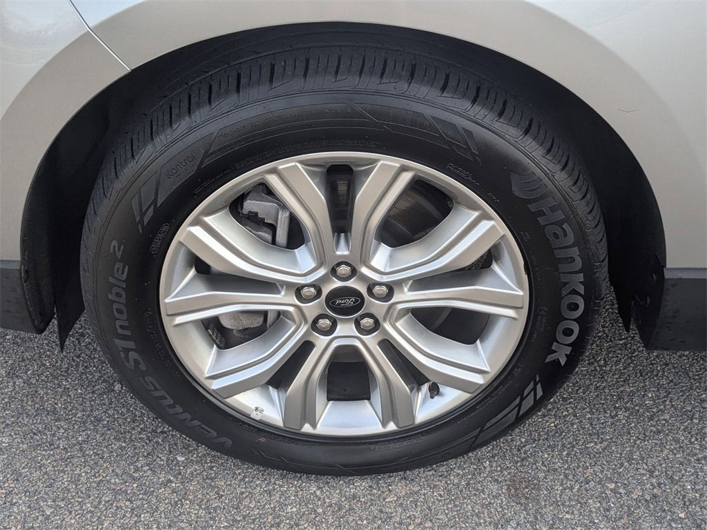 2024 Ford Edge Titanium