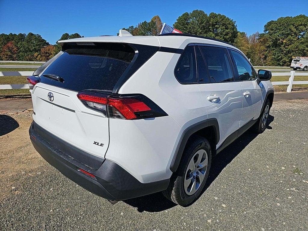 2021 Toyota RAV4 LE
