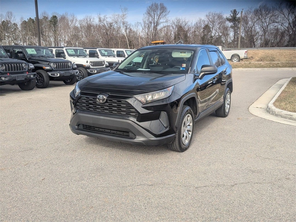 2022 Toyota RAV4 LE