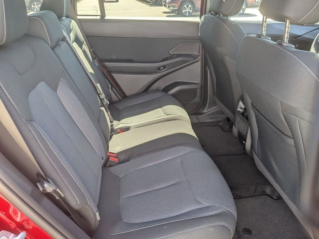 2026 Jeep Cherokee CHEROKEE LAREDO 4X4