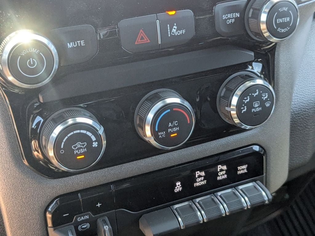 2026 RAM Ram 1500 RAM 1500 WARLOCK CREW CAB 4X4 5'7' BOX