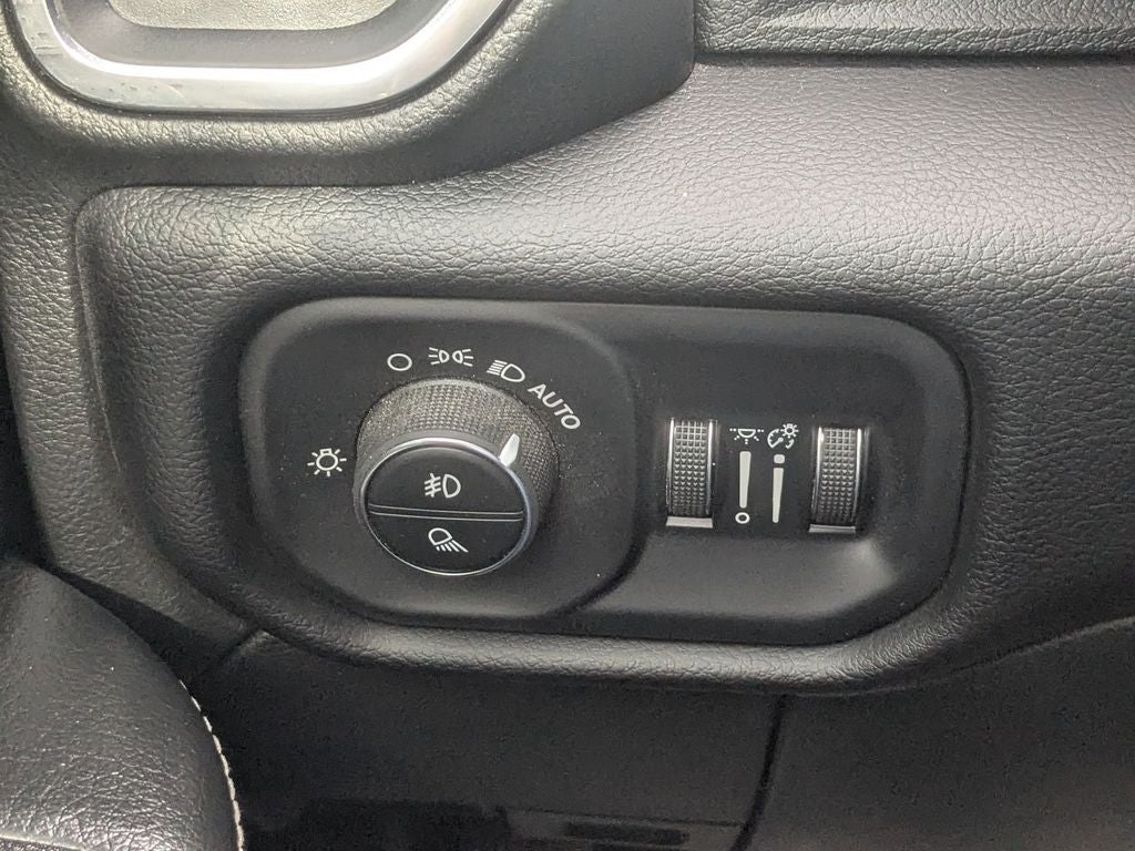 2025 RAM 2500 Laramie Crew Cab 4x4 6'4' Box