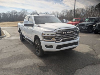 2025 RAM 2500 Laramie Crew Cab 4x4 6'4' Box