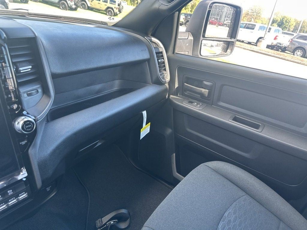 2026 RAM Ram 2500 RAM 2500 TRADESMAN CREW CAB 4X4 8' BOX