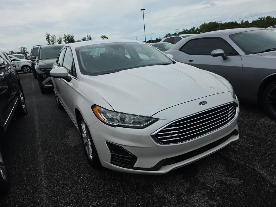 2020 Ford Fusion SE