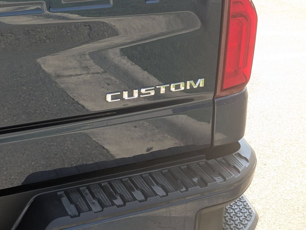2020 Chevrolet Silverado 1500 2WD Crew Cab Standard Bed Custom