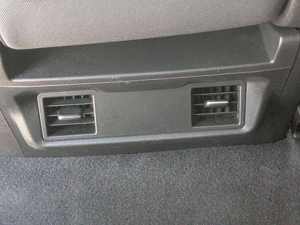 2020 Chevrolet Silverado 1500 2WD Crew Cab Standard Bed Custom