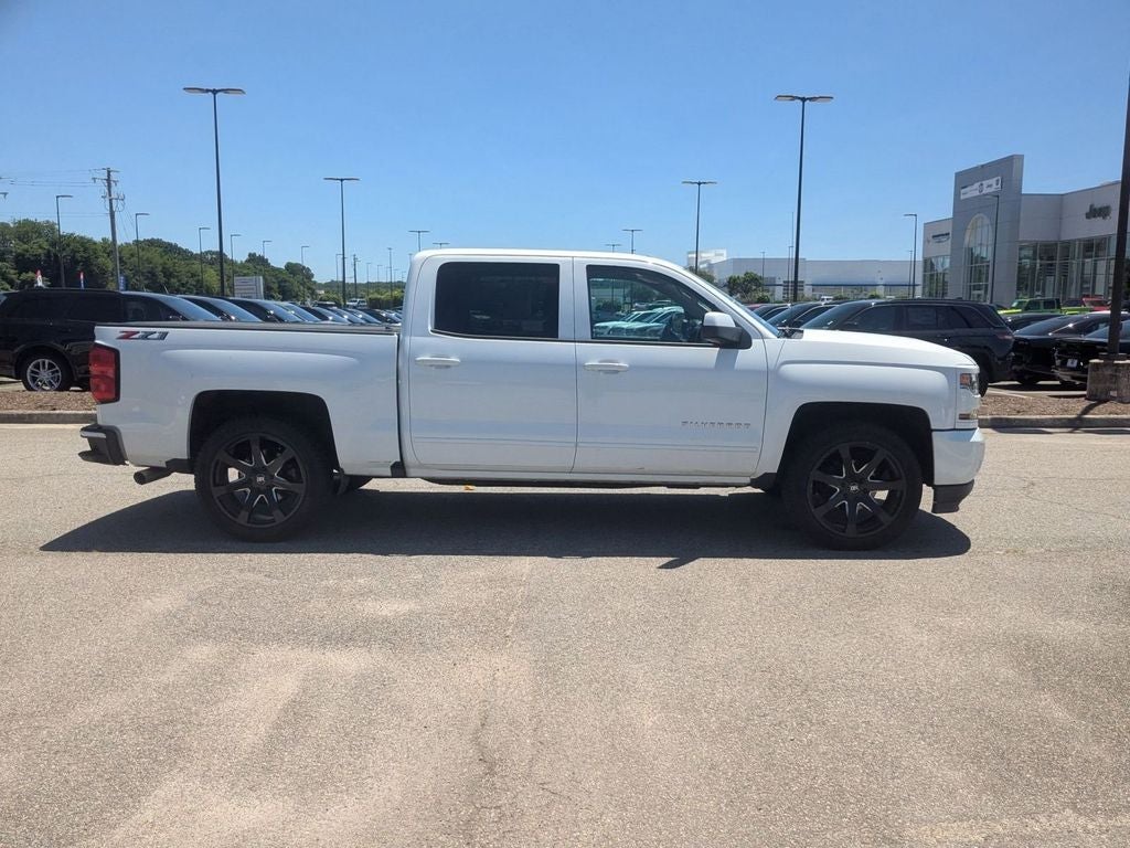 2018 Chevrolet Silverado 1500 2LT