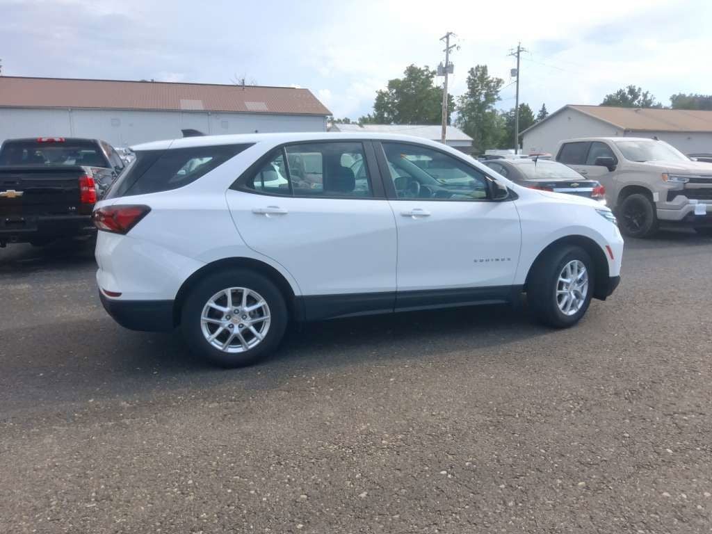 2024 Chevrolet Equinox FWD LS