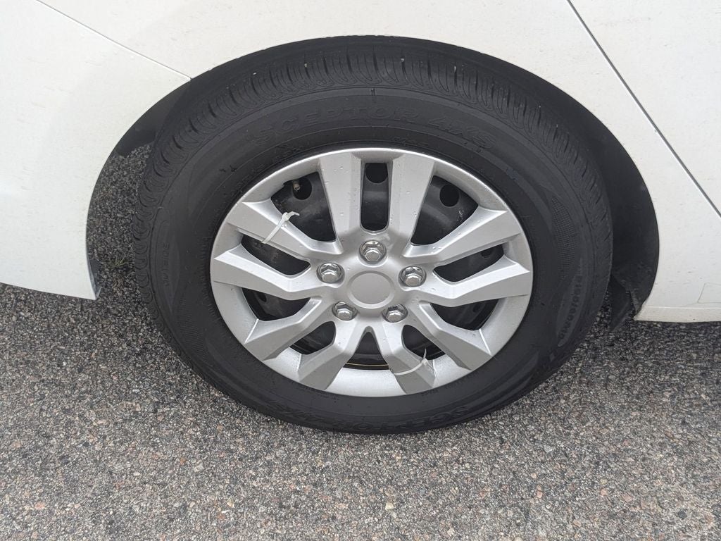 2019 Hyundai Accent SE