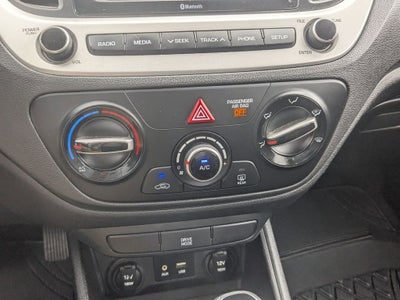 2019 Hyundai Accent SE