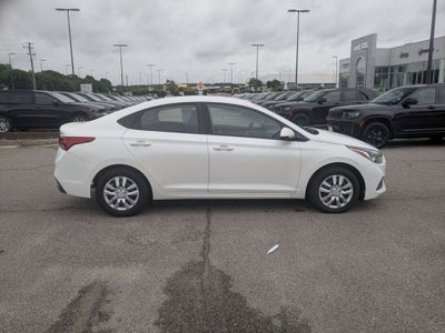 2019 Hyundai Accent SE