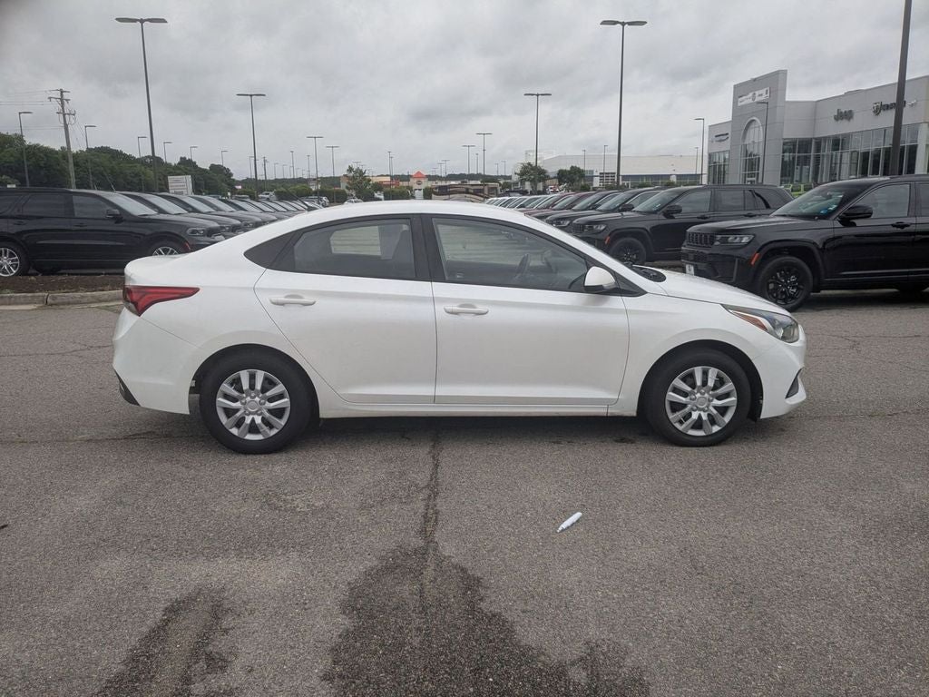 2019 Hyundai Accent SE