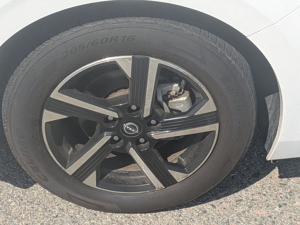 2024 Nissan Sentra SV Xtronic CVT