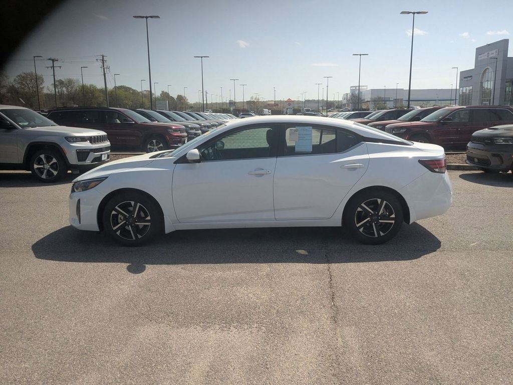 2024 Nissan Sentra SV Xtronic CVT