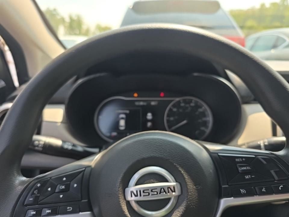 2021 Nissan Versa SV Xtronic CVT