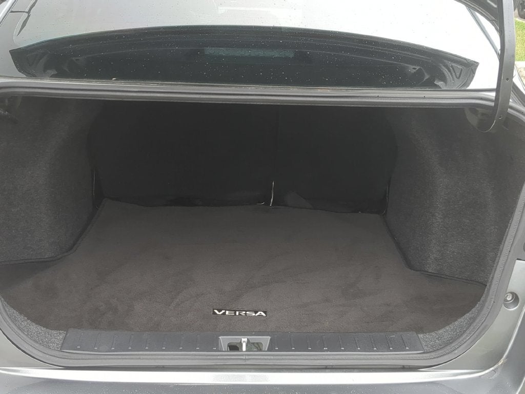 2021 Nissan Versa SV Xtronic CVT