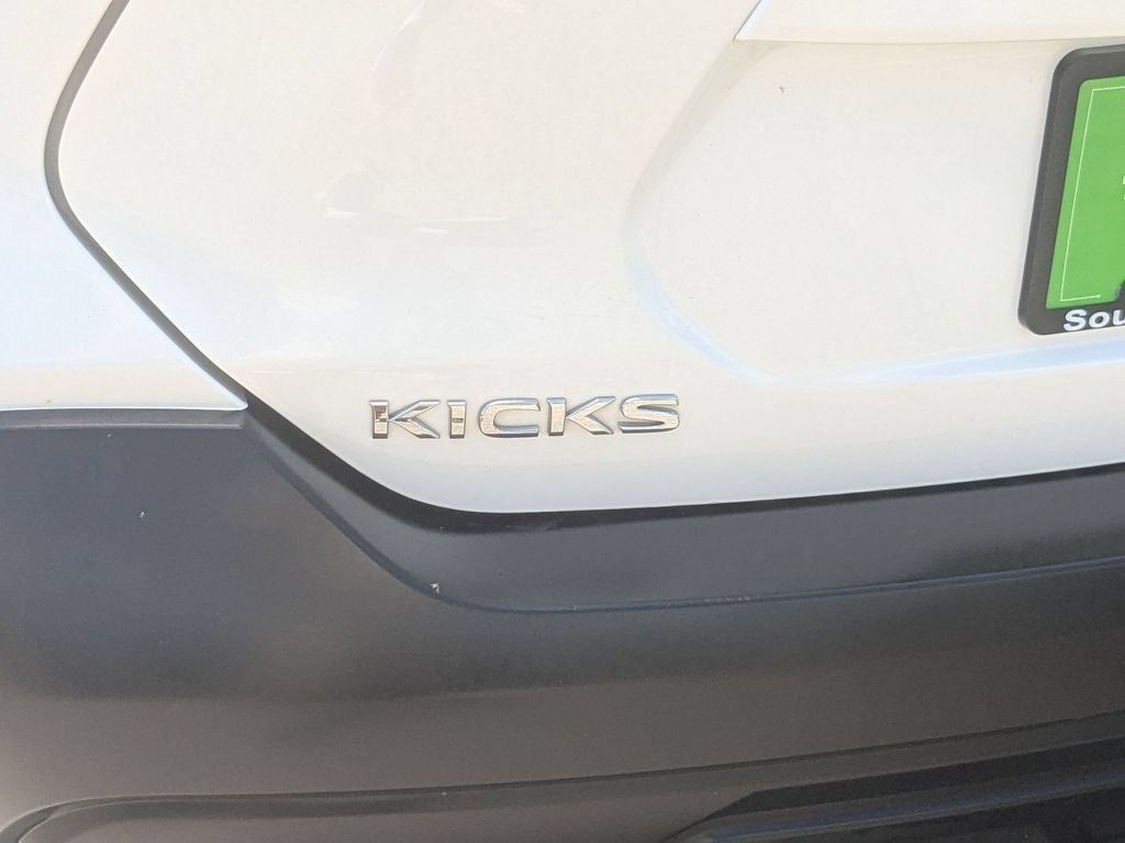 2019 Nissan Kicks SV