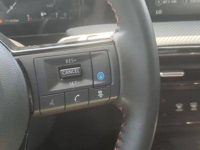 2025 Nissan Kicks SR FWD