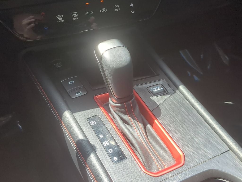 2025 Nissan Kicks SR FWD