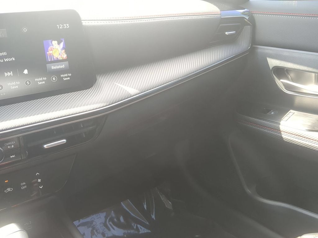 2025 Nissan Kicks SR FWD
