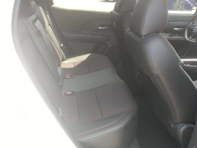 2025 Nissan Kicks SR FWD