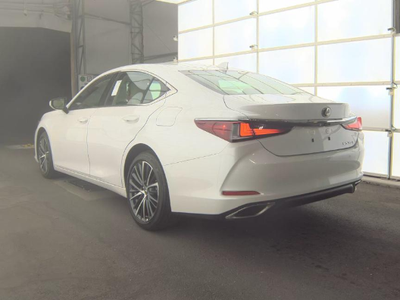 2025 Lexus ES 350 350