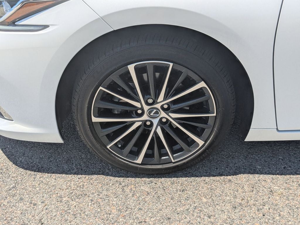 2025 Lexus ES 350 350