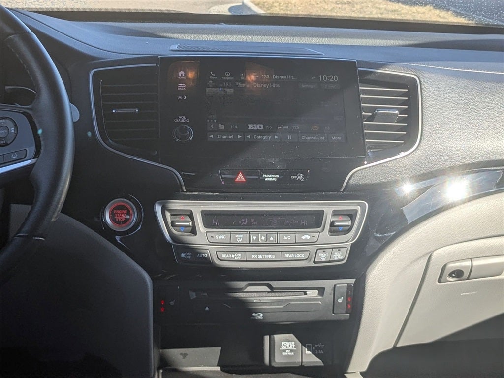 2022 Honda Pilot AWD Touring 7 Passenger