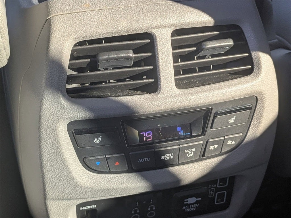 2022 Honda Pilot AWD Touring 7 Passenger