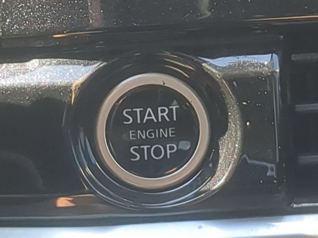 2022 Nissan Pathfinder SV 4WD