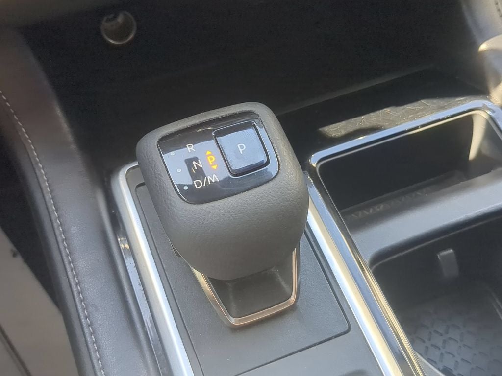 2022 Nissan Pathfinder SV 4WD