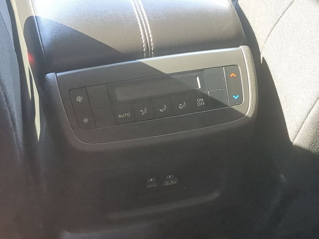 2022 Nissan Pathfinder SV 4WD