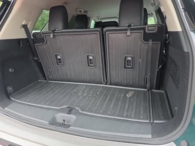 2022 Nissan Pathfinder SL 4WD