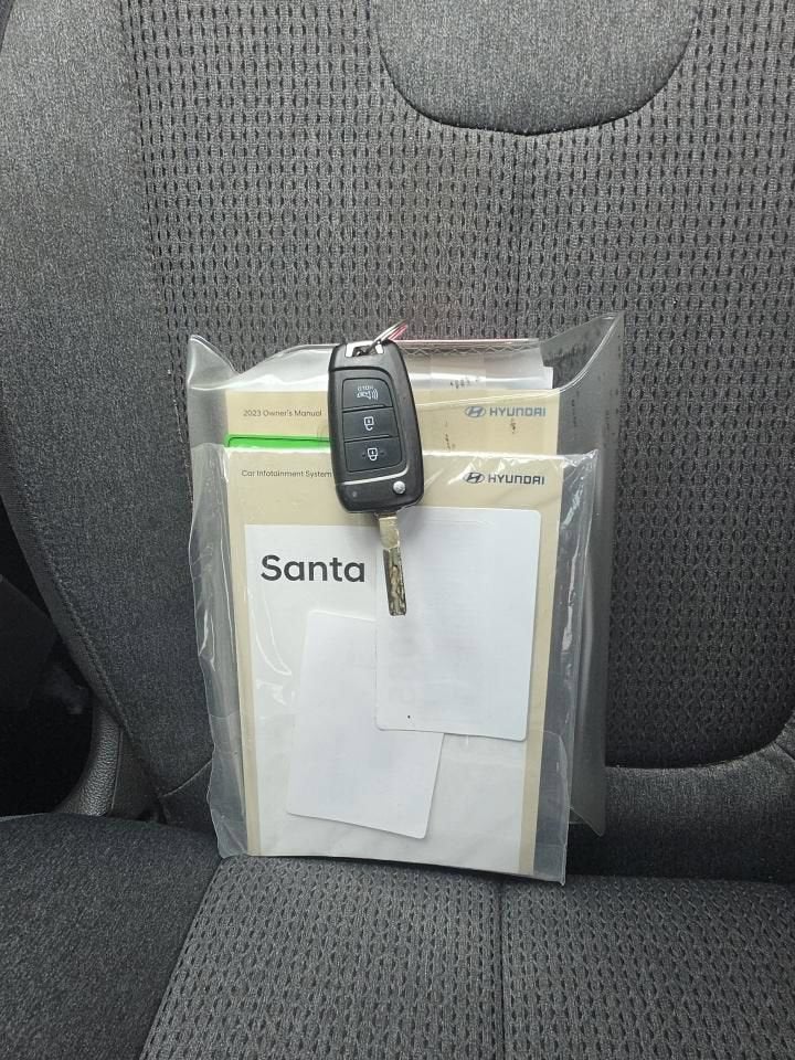 2023 Hyundai Santa Fe SE
