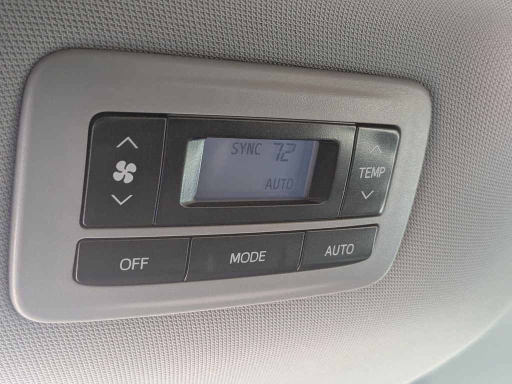 2018 Toyota Sienna LE 7 Passenger